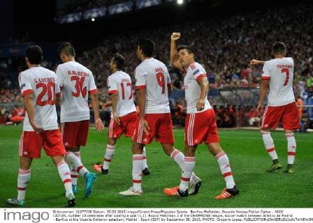 Benfica Midfielder, Osvaldo Nicolas Fabian Caitan - NICO CAITAN, number 10 celebrates after scoring a goal (1,1). Round Matchday 2 of the CHAMPIONS league, soccer match between Atletico de Madrid - Benfica at the Vicente Calderon estadium, Madrid - Spain (ESP) by September 30, 2015. PHOTO: Gregorio Lopez. 