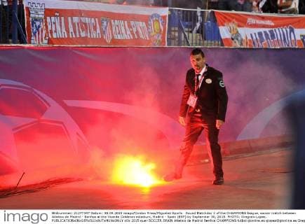 Round Matchday 2 of the CHAMPIONS league, soccer match between Atletico de Madrid - Benfica at the Vicente Calderon estadium, Madrid - Spain (ESP) by September 30, 2015. PHOTO: Gregorio Lopez. 