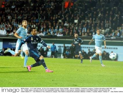 Aktuell Fußball, Champions League, Cristiano Ronaldo erzielt 500. und 501. Treffer seiner Karriere 2015-09-30, Swedbank Stadion, Malmö In the picture: Ronaldo scoores 1-0 to Real Madrid. Pictures from the match Malmo FF - Real Madrid in the Champions League. The match is played at Swedbank Stadion in Malmö, Sweden. Match: Malmö FF - Real Madrid Referee: Cüneyt Çakir Start time: 20:45 All Over Press 
