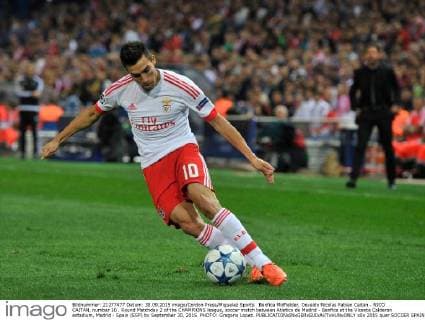 Benfica Midfielder, Osvaldo Nicolas Fabian Caitan - NICO CAITAN, number 10 . Round Matchday 2 of the CHAMPIONS league, soccer match between Atletico de Madrid - Benfica at the Vicente Calderon estadium, Madrid - Spain (ESP) by September 30, 2015. PHOTO: Gregorio Lopez. 