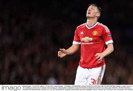 FUSSBALL CHAMPIONS LEAGUE SAISON 2015 2016 GRUPPENPHASE Manchester United ManU FC - VfL Wolfsburg 30.09.2015 Bastian Schweinsteiger (Manchester United FC) 