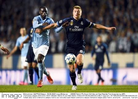 , 150930 Malmö FFs Enoch Kofi Adu och Real Madrids Toni Kroos during UEFA Champions League 2015 2016 match between Malmö FF and Real Madrid.  Copyright: PETTERxARVIDSON BB150930PA120