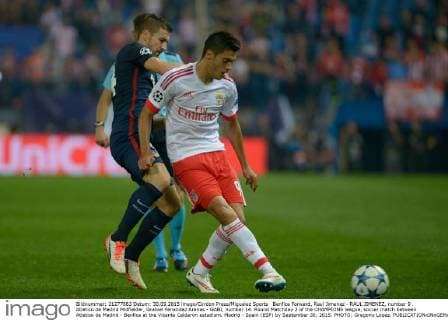 Benfica Forward, Raul Jimenez - RAUL JIMENEZ, number 9 . Atletico de Madrid Midfielder, Grabiel Fenandez Arenas - GABI, number 14. Round Matchday 2 of the CHAMPIONS league, soccer match between Atletico de Madrid - Benfica at the Vicente Calderon estadium, Madrid - Spain (ESP) by September 30, 2015. PHOTO: Gregorio Lopez. 