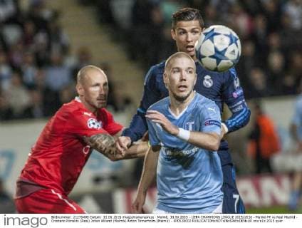 Malmö, 30.09.2015 - UEFA CHAMPIONS LEAGUE 2015 2016 - Malmö FF vs Real Madrid - Cristiano Ronaldo (Real) Johan Wiland (Malmö) Anton Tinnerholm (Malmö) - KP0520002