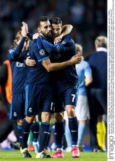 Aktuell Fußball, Champions League, Cristiano Ronaldo erzielt 500. und 501. Treffer seiner Karriere , 150930 Real Madrids Alvaro Arbeloa och Cristiano Ronaldo during UEFA CHAMPIONS LEAGUE 2015 2016 match between Malmö FF and Real Madrid.  Copyright: PETTERxARVIDSON BB150930PA150