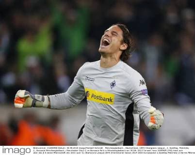Mönchengladbach , Deutschland, UEFA Champions League , 2. Spieltag, Matchday 2 , Borussia Mönchengladbach : Manchester City1-2 im Borussia Park in Mönchengladbach am 30.09. 2015 Torwart Yann SOMMER (MG) freut sich über das 1-0 seiner Mannschaft