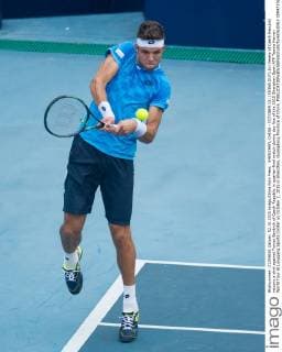 SHENZHEN, CHINA - OCTOBER 02: (CHINA OUT) Jiri Vesely of Czech Republic returns a shot against Tomas Berdych of Czech Republic in quarter-final match during day five of the 2015 Shenzhen Open ATP Tennis Herren World Tour at Longgang Sports Center on October 2, 2015 in Shenzhen, Guangdong Province of China.  CFP473760289 