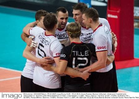03.10.2015, Arena Bremen, Bremen Volleyball, Länderspiel Laenderspiel, Deutschland vs. Russland Jubel Denys Kaliberda ( 6 GER), Lukas Kampa ( 11 GER), Georg György Gyoergy Grozer ( 9 GER), Ferdinand Tille ( 12 GER), Marcus Böhme Boehme ( 8 GER), Christian Fromm ( 1 GER)