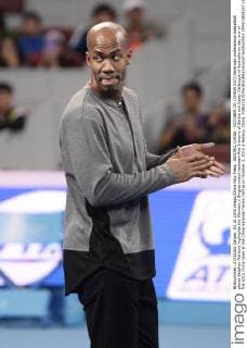 BEIJING, CHINA - OCTOBER 03: (CHINA OUT) American professional basketball player Stephon Marbury highlights the Women s Singles match between Ana Ivanovic of Serbia and Casey Dellacqua of Australia on day one of the 2015 China Open at the China National Tennis Centre on October 3, 2015 in Beijing, China.  CFP473808297 