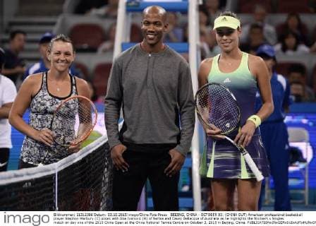 BEIJING, CHINA - OCTOBER 03: (CHINA OUT) American professional basketball player Stephon Marbury (C) poses with Ana Ivanovic (R) of Serbia and Casey Dellacqua of Australia as he highlights the Women s Singles match on day one of the 2015 China Open at the China National Tennis Centre on October 3, 2015 in Beijing, China.  CFP473808301 