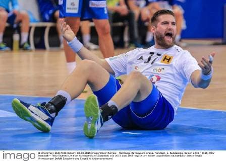 Hamburg, Barclaycard Arena, Handball, 1. Bundesliga, Saison 2015 2016, HSV Handball - ThSV Eisenach, Marcel Schliedermann(Eisenach)