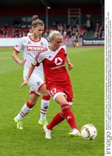 Koeln vl. Marie Pyko (Koeln), Mandy Islacker (Frankfurt) 1. FC Koeln - 1. FFC Frankfurt, Fussball, Frauen, Damen, Allianz Frauen-Bundesliga, Spieltag 4, 04.10.2015 Copyright: Horn xEibner-Pressefoto EP_bhorn