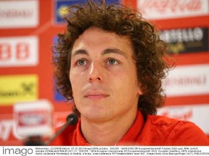 SOCCER - UEFA EURO EM Europameisterschaft Fussball 2016 quali, MNE vs AUT, preview VIENNA,AUSTRIA,05.OCT.15 - SOCCER - UEFA European Championship EM Europameisterschaft 2016, European Qualifiers, OEFB international match Länderspiel Montenegro vs Austria, preview, press conference PK Pressekonferenz team AUT. Image shows Julian Baumgartlinger (AUT). GEPAxpictures xChristianxOrt