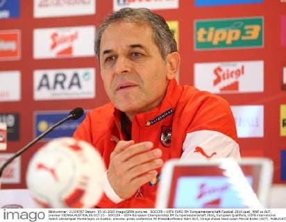 SOCCER - UEFA EURO EM Europameisterschaft Fussball 2016 quali, MNE vs AUT, preview VIENNA,AUSTRIA,05.OCT.15 - SOCCER - UEFA European Championship EM Europameisterschaft 2016, European Qualifiers, OEFB international match Länderspiel Montenegro vs Austria, preview, press conference PK Pressekonferenz team AUT. Image shows head coach Marcel Koller (AUT). GEPAxpictures xChristianxOrt