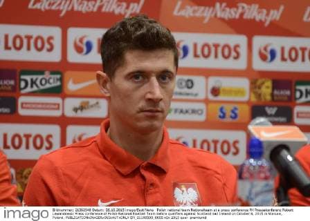 Polish national team Nationalteam at a press conference PK Pressekonferenz Robert Lewandowski Press conference of Polish National Football Team before qualifiers against Scotland nad Ireland on October 6, 2015 in Warsaw, Poland.  EN_01188505_0005