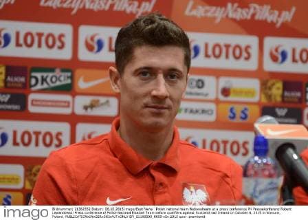 Polish national team Nationalteam at a press conference PK Pressekonferenz Robert Lewandowski Press conference of Polish National Football Team before qualifiers against Scotland nad Ireland on October 6, 2015 in Warsaw, Poland.  EN_01188505_0009