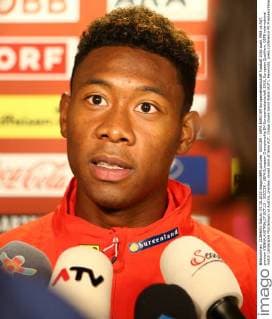 SOCCER - UEFA EURO EM Europameisterschaft Fussball 2016 quali, MNE vs AUT, preview VIENNA,AUSTRIA,07.OCT.15 - SOCCER - UEFA European Championship EM Europameisterschaft 2016, European Qualifiers, OEFB international match Länderspiel Montenegro vs Austria, preview, mixed zone of team AUT. Image shows David Alaba (AUT). Keywords: press conference PK Pressekonferenz GEPAxpictures xChristianxOrt