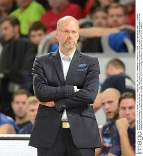 04.10.2015 - Basketball - Saison 2015 2016 - 1. Bundesliga Beko BBL - 1. Spieltag: Brose Baskets Bamberg - Crailsheim Merlins - HMI - Ingo Enskat (Trainer Headcoach Crailsheim Merlins)