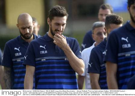 Aktuell Fußball, Training Nationalteam Italien IPP20151008 Football - soccer: international match Länderspiel training session of Italy (ITA), Davide Astori (Hinweis: Verwendung nur in Deutschland - only Germany) xHOCHxZWEIx xItalyxPhotoxPressx 
