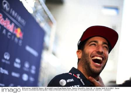Russian Grand Prix, Sochi 08 - 11 October 2015 08.10.2015 - Daniel Ricciardo (AUS) Red Bull Racing RB11 