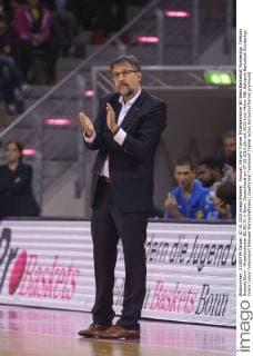 Poropat, Silvano Trainer Mitteldeutscher BC Beko Basketball Bundesliga, Telekom Baskets Bonn - Mitteldeutscher BC 89:75 in Bonn, Deutschland am 07.10.2015