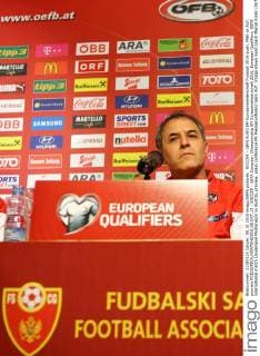 SOCCER - UEFA EURO EM Europameisterschaft Fussball 2016 quali, MNE vs AUT, preview PODGORICA,MONTENEGRO,08.OCT.15 - SOCCER - UEFA European Championship EM Europameisterschaft 2016, European Qualifiers, OEFB international match Länderspiel Montenegro vs Austria, preview, press conference PK Pressekonferenz team AUT. Image shows head coach Marcel Koller (AUT). GEPAxpictures xChristianxOrt