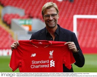 09.10.2015. Anfield, Liverpool, England. Jurgen Klopp Unveiling. Jurgen Klopp poses for photographers at Anfield, following today s announcement of him as Liverpool s new manager. xAlanxMartinx  ActionPlus11670345