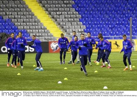 (L-R) Bas Dost of Holland, Daley Blind of Holland, Virgil van Dijk of Holland, Virgil van Dijk of Holland, Riechedly Bazoer of Holland, Anwar El Ghazi of Holland of Holland, Memphis Depay of Holland, Robin van Persie of Holland, Kerim Rekik of Holland, Vurnon Anita of Hollan, Georginio Wijnaldum of Holland, Ibrahim Afellay of Holland, Klaas-Jan Huntelaar of Holland during a training session prior to the match between Kazachstan and The Netherlands on October 10, 2015 at the Astana Arena in Astana, Kazachstan. Training session EURO 2016 qualifier 2015 2016 xVIxxIVx 4436508