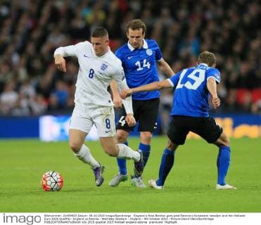 England s Ross Barkley goes past Estonia s Konstantin Vassiljev and Ken Kallaste Euro 2016 Qualifier- England vs Estonia - Wembley Stadium - England - 9th October 2015 - Picture David Klein Sportimage EDITORIAL USE ONLY. No use with unauthorised audio, video, data, fixture lists, club league logos or live services. Online in-match use limited to 120 images, no video emulation. No use in betting, games or single club league player publications.