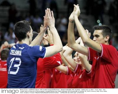 Aktuell Volleyball, EM, Kroatien - Italien Oct. 9, 2015 - Turin, Italy - the croatia team at the end of the european championships man match between and at palavela on october 09, 2015 in torino, italy. Euro volley 2015: Croatia V France  - ZUMAn230