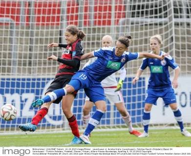 Leverkusen vl. Annike Krahn (Leverkusen), Felicitas Rauch (Potsdam) Bayer 04 Leverkusen - Turbine Potsdam, Fussball, Damen, Frauen, Allianz Frauen-Bundesliga, Spieltag 5, 10.10.2015 Copyright: Hornx xEibner-Pressefoto EP_bhorn