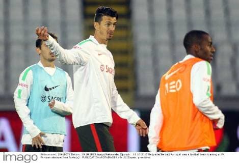 10.10.2015 Belgrade(Serbia) Portugal men s football team training at FK Partizan stadium Jose Fonte(c) : 