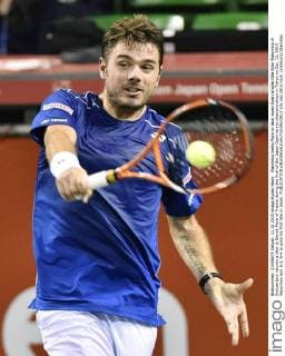 Wawrinka beats Paire to take Japan Open singles title Stan Wawrinka of Switzerland returns a shot to Benoit Paire of France during the final of the Japan Open tennis championships in Tokyo on Oct. 11, 2015. Wawrinka won 6-2, 6-4 to grab his first title in Japan. 