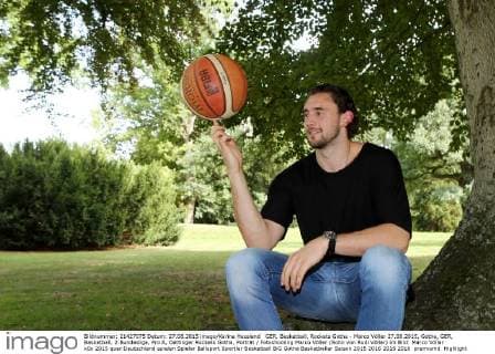 GER, Basketball, Rockets Gotha - Marco Völler 27.08.2015, Gotha, GER, Basketball, 2.Bundesliga, Pro A, Oettinger Rockets Gotha, Porträt Fotoshooting Marco Völler (Sohn von Rudi Völler) im Bild: Marco Völler