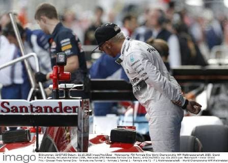 Motorsports: FIA Formula One World Championship WM Weltmeisterschaft 2015, Grand Prix of Russia, 44 Lewis Hamilton (GBR, Mercedes AMG Petronas Formula One Team), xHOCHxZWEIx