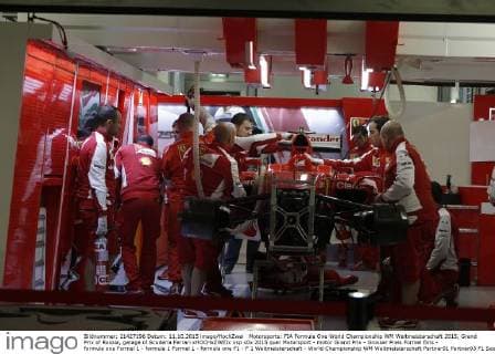 Motorsports: FIA Formula One World Championship WM Weltmeisterschaft 2015, Grand Prix of Russia, garage of Scuderia Ferrari xHOCHxZWEIx