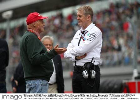 Motorsports: FIA Formula One World Championship WM Weltmeisterschaft 2015, Grand Prix of Russia, Niki Lauda (AUT, Mercedes AMG Petronas F1 Team), Prof. Dr. Thomas Weber (Member of the Board of Management of Daimler AG), xHOCHxZWEIx