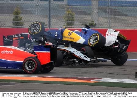 Motorsports: FIA Formula One World Championship WM Weltmeisterschaft 2015, Grand Prix of Russia, 27 Nico Hulkenberg (GER, Sahara Force India F1 Team), 9 Marcus Ericsson (SWE, Sauber F1 Team), xHOCHxZWEIx