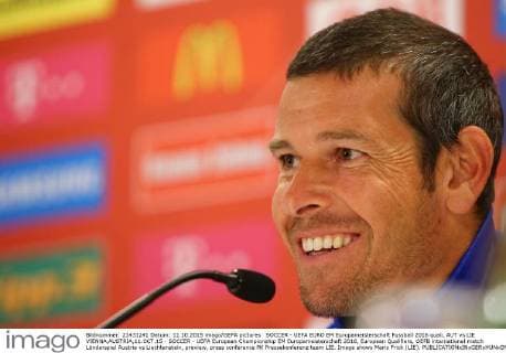 SOCCER - UEFA EURO EM Europameisterschaft Fussball 2016 quali, AUT vs LIE VIENNA,AUSTRIA,11.OCT.15 - SOCCER - UEFA European Championship EM Europameisterschaft 2016, European Qualifiers, OEFB international match Länderspiel Austria vs Liechtenstein, preview, press conference PK Pressekonferenz team LIE. Image shows Mario Frick (LIE). GEPAxpictures xChristianxOrt