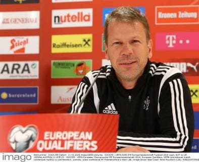 SOCCER - UEFA EURO EM Europameisterschaft Fussball 2016 quali, AUT vs LIE VIENNA,AUSTRIA,11.OCT.15 - SOCCER - UEFA European Championship EM Europameisterschaft 2016, European Qualifiers, OEFB international match Länderspiel Austria vs Liechtenstein, preview, press conference PK Pressekonferenz team LIE. Image shows head coach Rene Pauritsch (LIE). GEPAxpictures xChristianxOrt