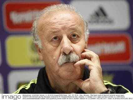 Oct. 11, 2015 - Kiev, Ukraine - The head coach of Spanish national soccer team VICENTE DEL BOSQUE during the press conference PK Pressekonferenz in Kiev, Ukraine, 11 October 2015. Spain will face Ukraine in a UEFA EURO EM Europameisterschaft Fussball 2016 qualifying soccer match at Kiev s Olympic Stadium on 12 October. SOCCER 2015 - Spain vs Ukraine,UEFA EURO 2016 QUALIFICATION - ZUMAg194