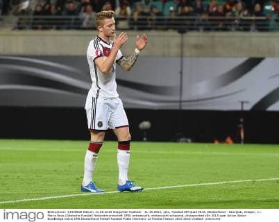 11.10.2015, xjhx, Fussball EM Quali 2016, Deutschland - Georgien, emspor, v.l. Marco Reus (Deutsche Fussball Nationalmannschaft DFB) enttaeuscht, enttaeuscht schauend, dissapointed