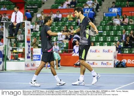 Raven Klaasen (RSA), & Marcelo Melo (BRA), OCTOBER 11, 2015 - Tennis : Rakuten Japan Open Tennis Championships 2015 Men s Doubles Final at Ariake Coliseum, Tokyo, Japan. NoxThirdxPartyxSales  (mrva115033)