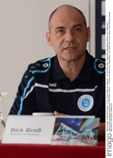 13.10.2015, xtkx, Volleyball 1.Bundesliga Damen, VC Wiesbaden Saisoneröffnungspressekonferenz 2015 2016, emspor .l. Trainer Dirk Gross (VC Wiesbaden),