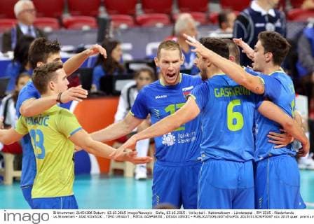 Sofia, 13.10.2015 - Volleyball - Nationalteam - Länderspiel - EM 2015 - Niederlande vs Slowenien - JANI KOVACIC , TIMO URNAUT , MITJA GASPARINI , DEJAN VINCIC -  20151013CSJP3047