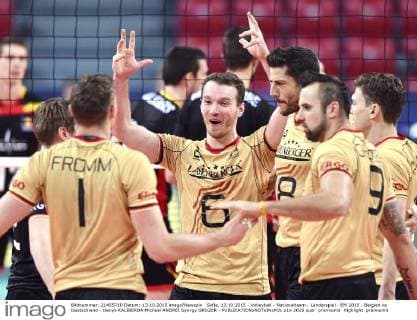 Sofia, 13.10.2015 - Volleyball - Nationalteam - Länderspiel - EM 2015 - Belgien vs Deutschland - Denys KALIBERDA Michael ANDREI Gyorgy GROZER - 