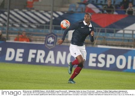Sebastien Haller 11 blue Frankreich - Ukraine Fußball Nationalteam Länderspiel - UEFA EURO EM Europameisterschaft Fussball 2017 - Qualification - 13 10 2015 ElyxandroCegarrax 