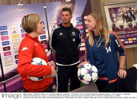 14.10.2015, xjhx, Fussball Champions League Damen, 1. FFC Frankfurt - Standard Lüttich Pressekonferenz, emspor v.l. Maud Coutereels (Standard Luettich), Trainer Colin Bell (1.FFC Frankfurt), Jackie Groenen (1.FFC Frankfurt)