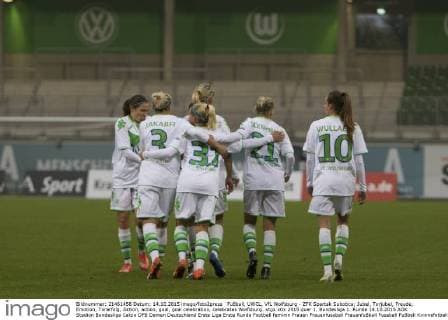 Fußball, UWCL, VfL Wolfsburg - ZFK Spartak Subotica; Jubel, Torjubel, Freude, Emotion, Torerfolg, Aktion, action, goal, goal celebration, celebrates Wolfsburg. xtgx