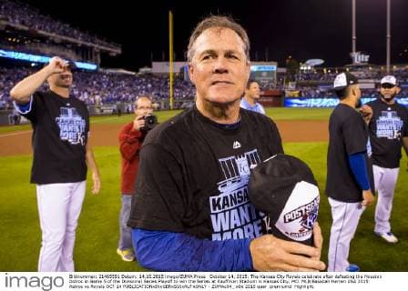October 14, 2015: The Kansas City Royals celebrate after defeating the Houston Astros in Game 5 of the Divisional Series Playoff to win the Series at Kauffman Stadium in Kansas City, MO. MLB Baseball Herren USA 2015: Astros vs Royals OCT 14 - ZUMAc04_
